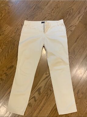 Sanctuary Clothing -Women’s Light Khaki Chino Pants - Size 28